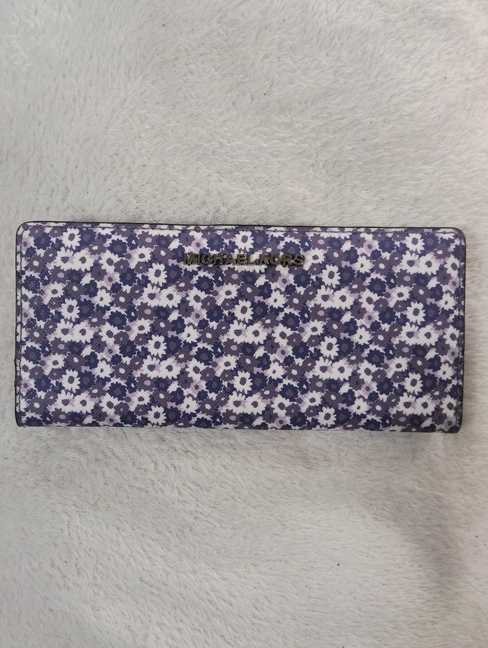 Michael Kors Jet Set Bi-fold Wallet in Purple and White Floral Pattern